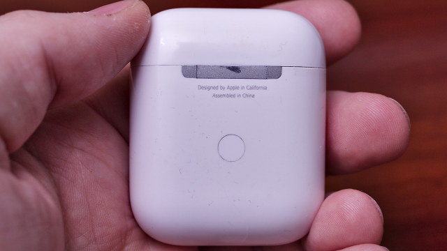 Fake airpods left side best sale not working